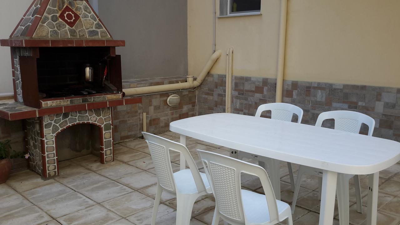 Irini Apartments Keramoti  Exterior photo