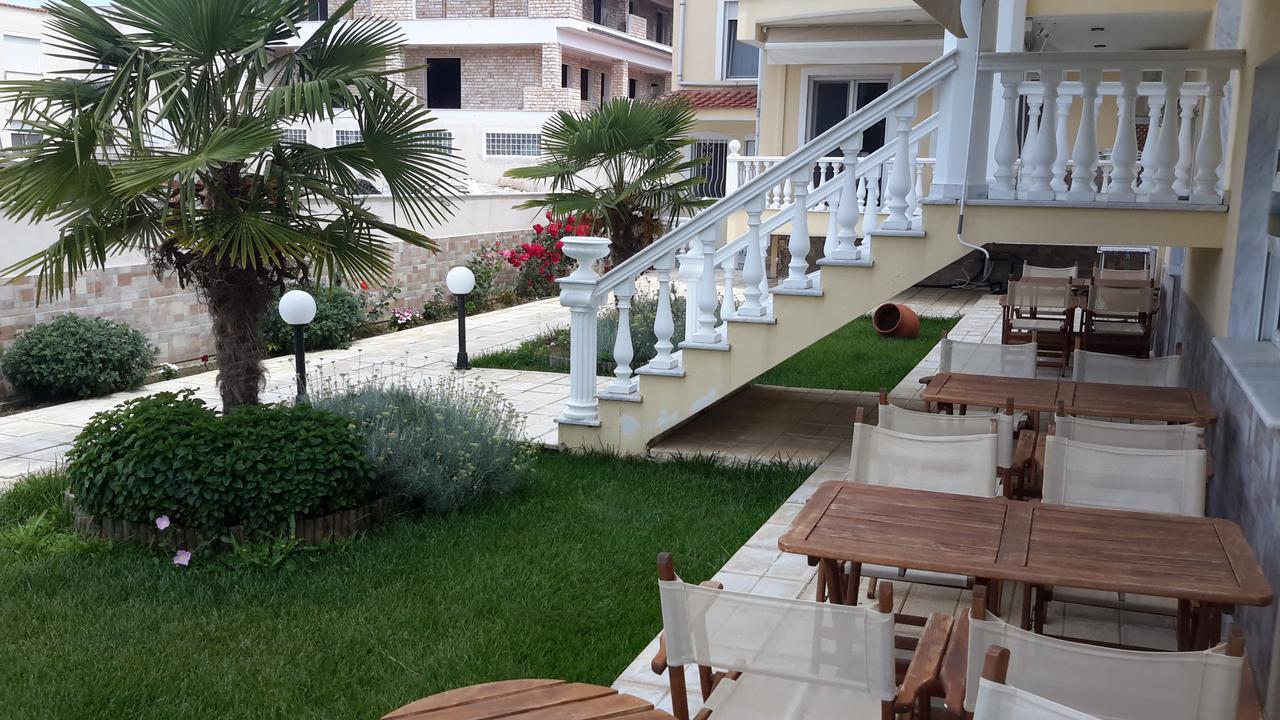 Irini Apartments Keramoti  Exterior photo