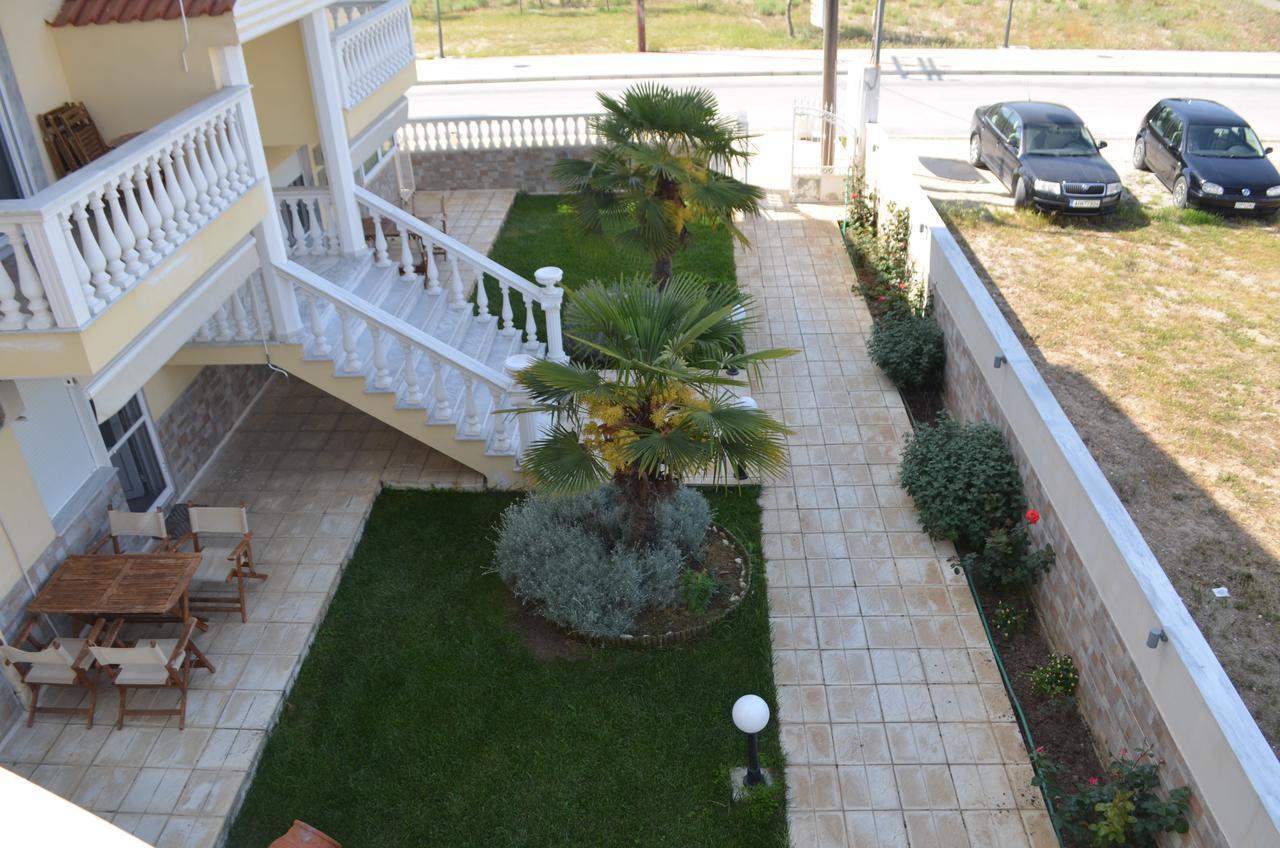 Irini Apartments Keramoti  Exterior photo